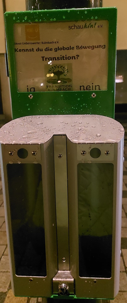 Kippenbarometer am EKU-Parkplatz